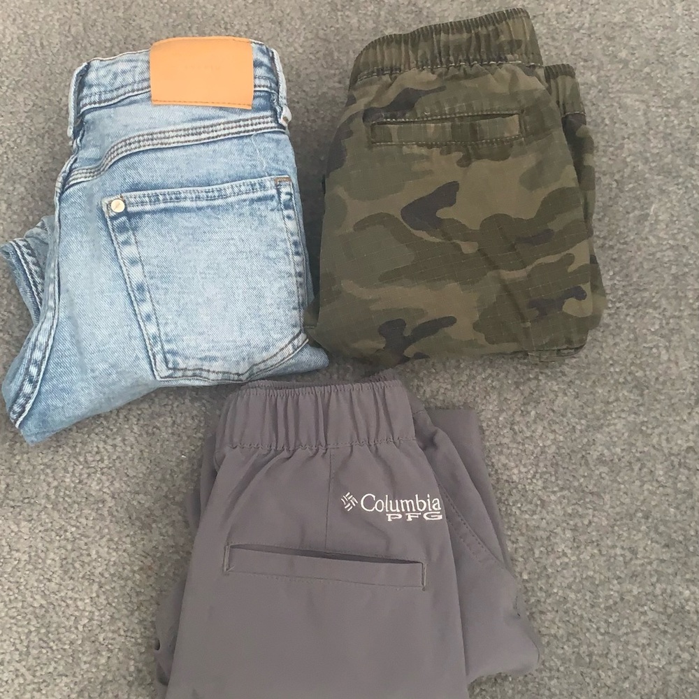 Bundle of 3 pants & shorts 9-10 yrs old